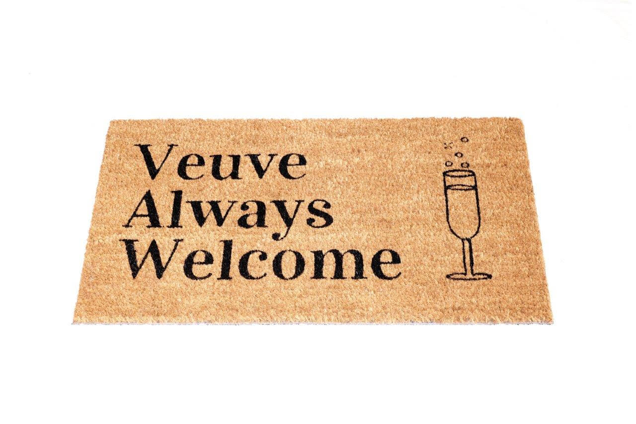 Veuve Always Welcome
